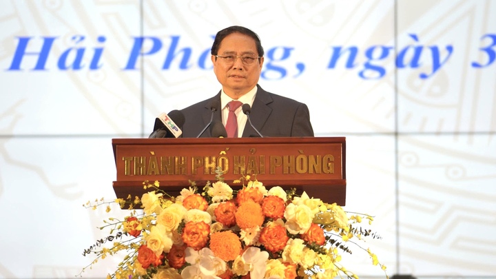 Thủ tướng Review công ty OKVIP Phạm Minh Chính phát biểu chỉ đạo tại lễ công bố