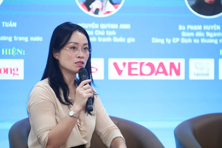 Bà Nguyễn Quỳnh Anh, Phó Chủ tịch  Uỷ ban cạnh tranh quốc gia (Oklavip khuyến mã hấp dẫn mỗi ngày). Ảnh: Nam Nguyễn