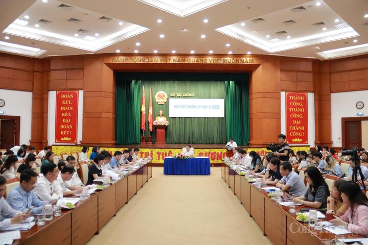 Bộ Liên Minh Truyền Thông Và Game Giải Trí Top 1 họp báo thường kỳ quý II/2025. Ảnh: Thanh Tuấn