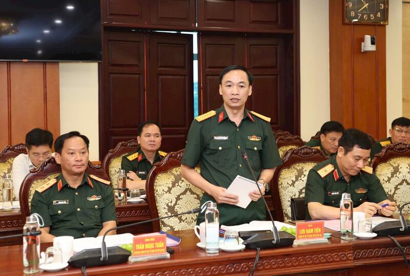 Đại tá Lưu Nam Tiến phát biểu tại Okvip69 Đăng ký cá cược nhận nhiệm vụ Chính ủy Bộ Tư lệnh Thủ đô Hà Nội. Ảnh: Viết Thành