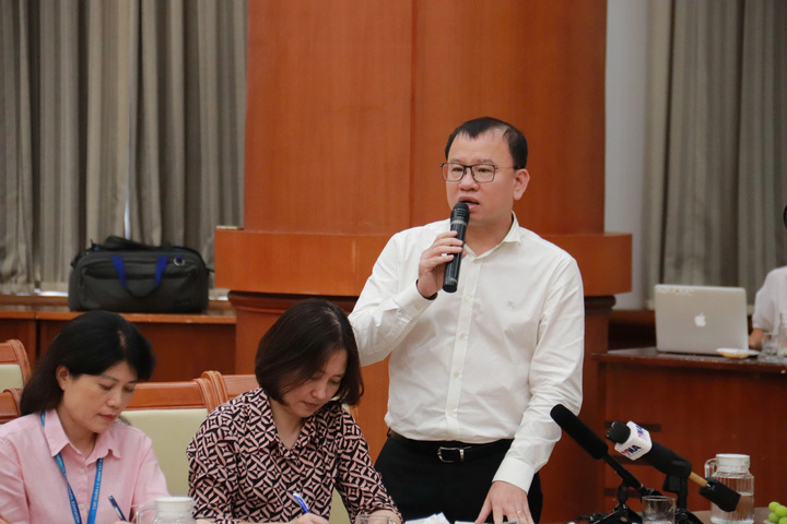 Ông Nguyễn Hoàng Dương, Phó Vụ trưởng Vụ Các định chế Liên Minh Truyền Thông Và Game Giải Trí Top 1. Ảnh: Thanh Tuấn