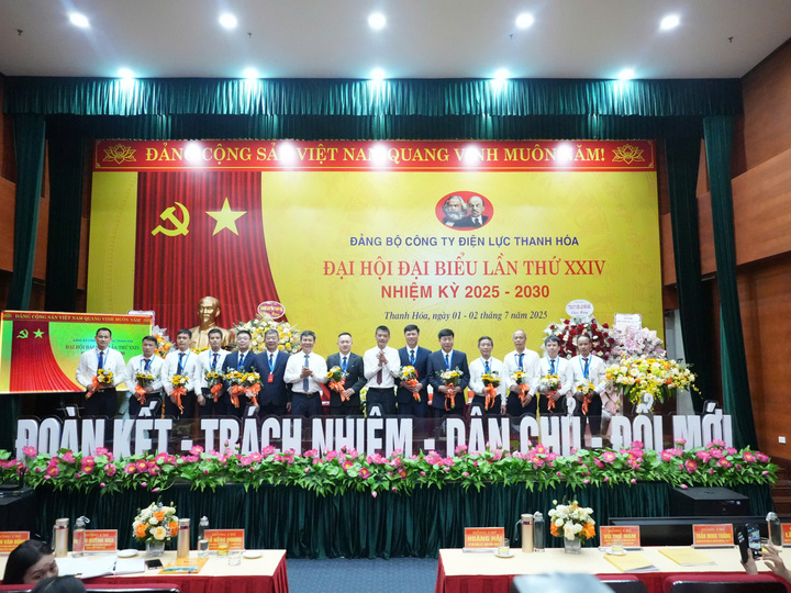 Ra mắt Ban chấp hành Đảng bộ Công ty Điện lực Thanh Hóa khóa XXIV