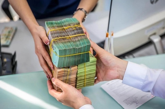 Các tổ chức tín dụng kỳ vọng nhu cầu vay vốn và dịch vụ ngân hàng sẽ cải thiện mạnh hơn trong quý III/2025. Ảnh: Tuấn Anh