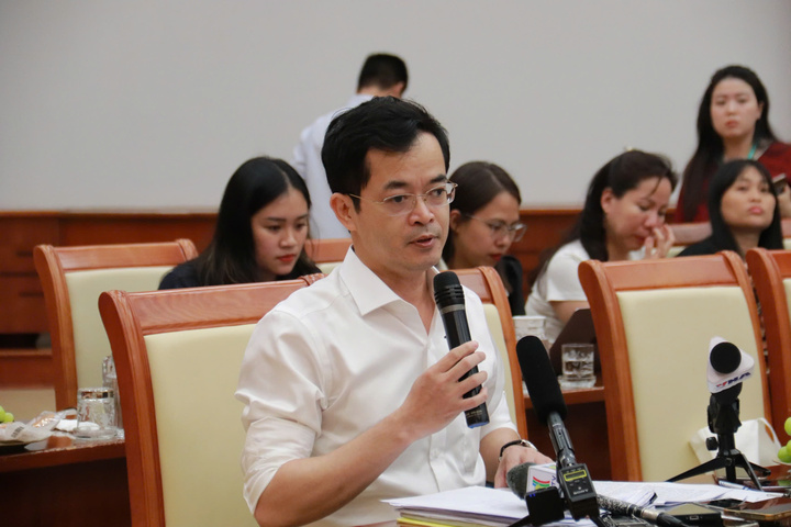Ông Trương Bá Tuấn, Phó Cục trưởng Cục Chính sách thuế, phí và lệ phí. Ảnh: Thanh Tuấn