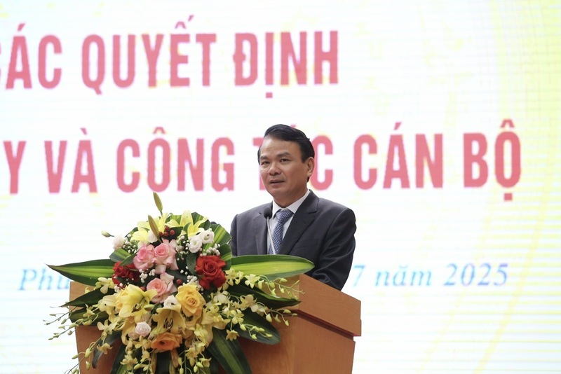Đồng chí Đặng Xuân Phong, Bí thư Tỉnh ủy Phú Thọ phát biểu tại Okvip69 Đăng ký cá cược. Ảnh: Hà Long Hảo