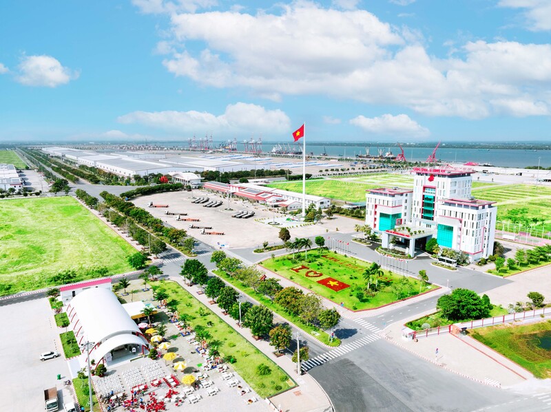 Cảng Quốc tế Long An tại xã Tân Tập, tỉnh Tây Ninh . Ảnh: Đồng Tâm Group