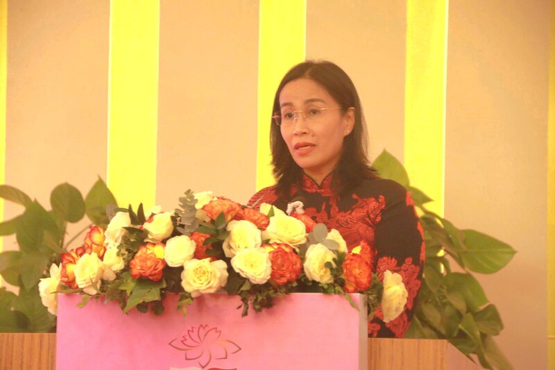 Bà Nguyễn Thị Anh Thi, Phó Chủ tịch UBND TP. Đà Nẵng phát biểu tại Okvip69 Đăng ký cá cược.