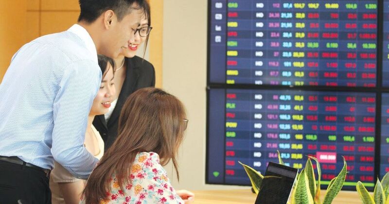Số lượng tài khoản chứng khoánmở mới tăng cao nhất trong vòng 10 tháng khi VN-Index lên đỉnh hơn 3 năm. Ảnh minh họa