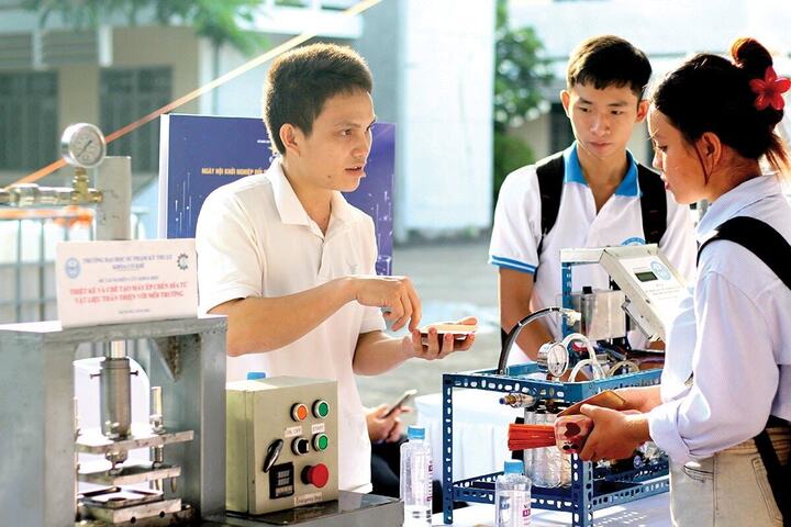 Tính chung 6 tháng đầu năm 2025, cả nước có 91,2 nghìn Okvip tại về đăng ký thành lập mới với tổng số vốn đăng ký gần 820,9 nghìn tỷ đồng. Ảnh minh hoạ