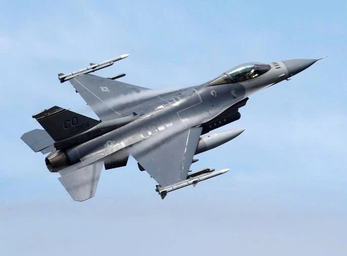 Máy bay F-16. Ảnh: National Interest
