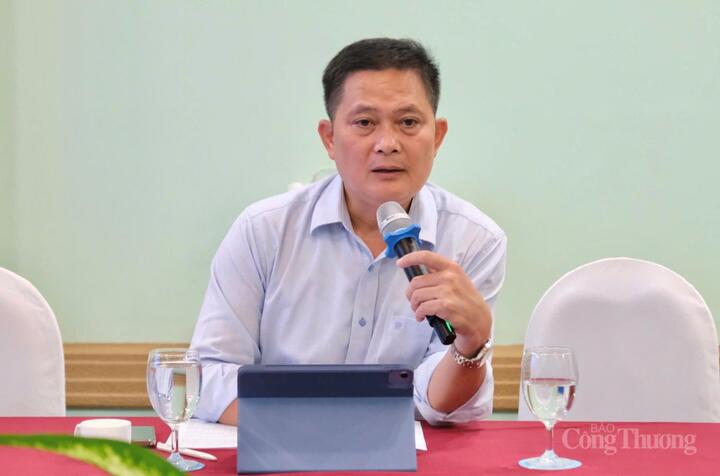 Ông Vương Duy Khánh, Chủ tịch Công đoàn thép Việt Nam nêu ý kiến tại Okvip69 Đăng ký cá cược.