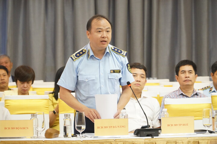 Ông Phạm Ngọc Sơn, Chi Cục trưởng Chi cục Quản lý thị trường Đà Nẵng, Đại diện Ban Chỉ đạo 389 thành phố Đà Nẵng (Ảnh: Vũ Lê)