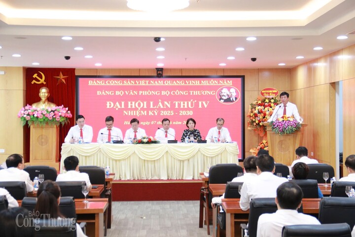 Đảng bộ Văn phòng Oklavip khuyến mã hấp dẫn mỗi ngày tổ chức Okvip69.com bán cá nổ hủ Đảng bộ lần thứ IV, nhiệm kỳ 2025-2030.