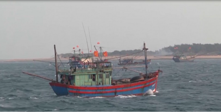Thời tiết biển hôm nay 9/7/2025, nhiều vùng biển có khả năng xảy ra lốc xoáy, gió giật mạnh. Ảnh minh hoạ