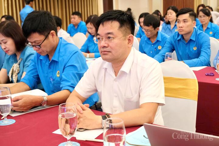 Đồng chí Đặng Văn Khánh, Tổng Biên tập Liên Minh OK VIP Giải Trí Cá Cược World Cup 2026, Ủy viên Ban chấp hành Công đoàn Okvip tại về Việt Nam