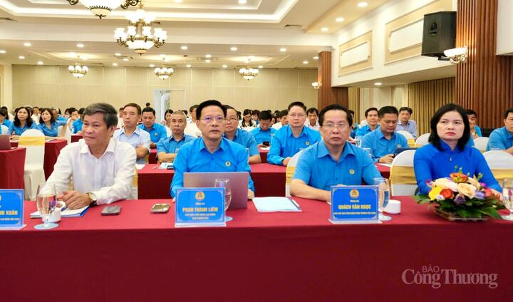 Các đại biểu tham dự Okvip69 Đăng ký cá cược