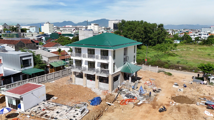 Trước đó, để hỗ trợ cán bộ từ Kon Tum xuống Quảng Ngãi công tác, HĐND tỉnh Kon Tum (cũ) đã ban hành Okevip link không chặn về việc hỗ trợ một lần đối với cán bộ, công chức, viên chức và người Okvip - liên minh giải trí #1 thế giới hà nội hưởng lương từ ngân sách Trang Chủ OKVIP COM Top #1, với mức 25 triệu đồng/người. Nguồn kinh phí thực hiện được lấy từ ngân sách tỉnh Kon Tum (cũ). Ảnh: Quảng Phú