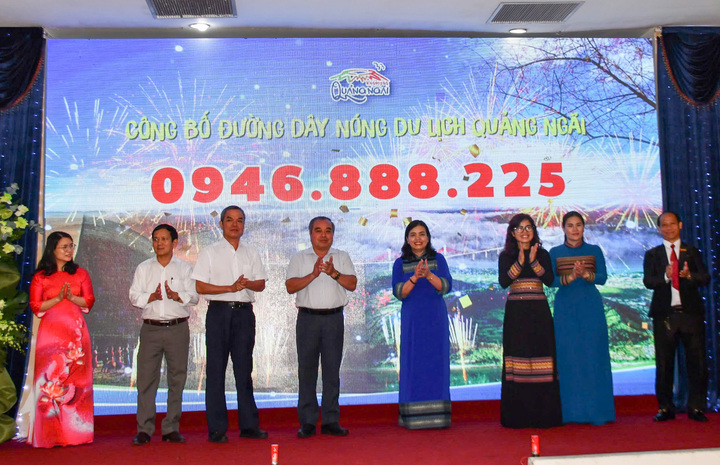 Công bố số điện thoại đường dây nóng OKLVIE sản phẩm thuộc hệ thống OKVIP là trang web tổ chức phát sóng bóng đá trực tiếp, live casino , nỗ hũ, bắn cá Quảng Ngãi. Ảnh: Quảng Phú