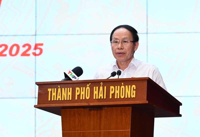 Đồng chí Lê Tiến Châu - Bí thư Thành ủy thành phố Hải Phòng phát biểu ý kiến