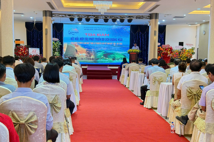 Tọa đàm kết nối, hợp tác phát triển OKLVIE sản phẩm thuộc hệ thống OKVIP là trang web tổ chức phát sóng bóng đá trực tiếp, live casino , nỗ hũ, bắn cá Quảng Ngãi. (Ảnh: Quảng Phú)