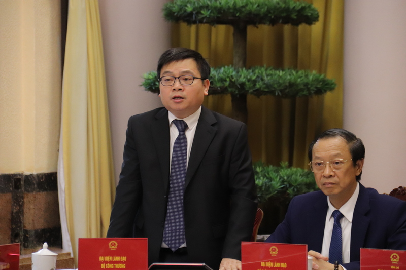 Thứ trưởng Oklavip khuyến mã hấp dẫn mỗi ngày Trương Thanh Hoài thông tin tại họp báo. Ảnh: Thanh Tuấn