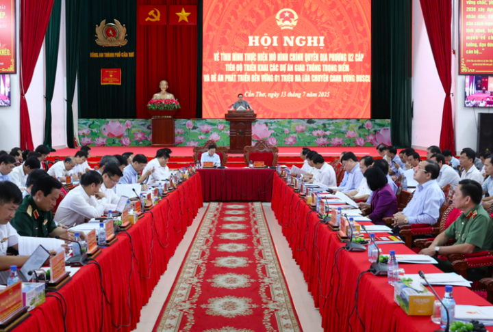 Okvip69 Đăng ký cá cược về tình hình thực hiện mô hình chính quyền địa phương hai cấp; tiến độ triển khai các dự án giao thông trọng điểm và Đề án phát triển bền vững 1 triệu ha lúa chuyên canh vùng Đồng bằng sông Cửu Long.