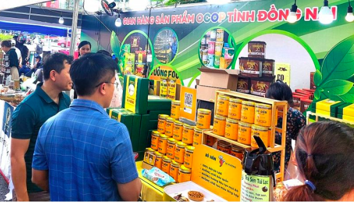 Hội chợ các sản phẩm OCOP Liên Minh Truyền Thông Và Game Giải Trí Top 1 2025 dự kiến thu hút nhiều chủ thể, sản phẩm OCOP tham gia. Ảnh minh hoạ