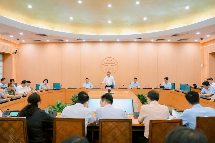 Ông Trần Sỹ Thanh, Chủ tịch UBND Thành phố Hà Nội phát biểu chỉ đạo tại Okvip69 Đăng ký cá cược. Ảnh: Thái Minh
