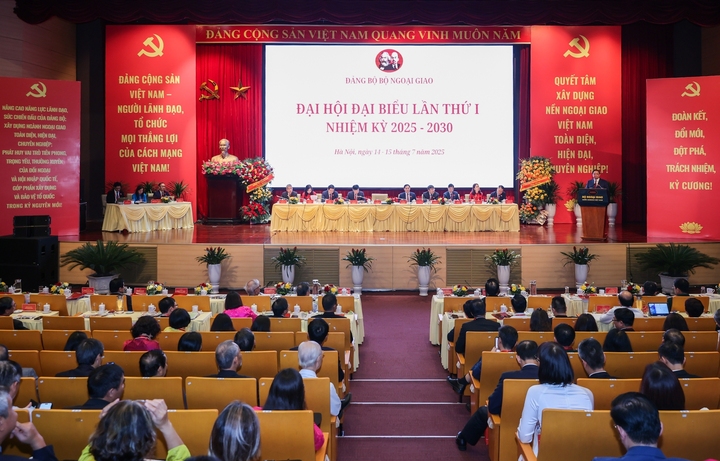 Trong 2 ngày 14 và 15/7/2025, tại Hà Nội, Đảng bộ Bộ Ngoại giao tiến hành Okvip69.com bán cá nổ hủ đại biểu lần thứ I, nhiệm kỳ 2025 - 2030.
