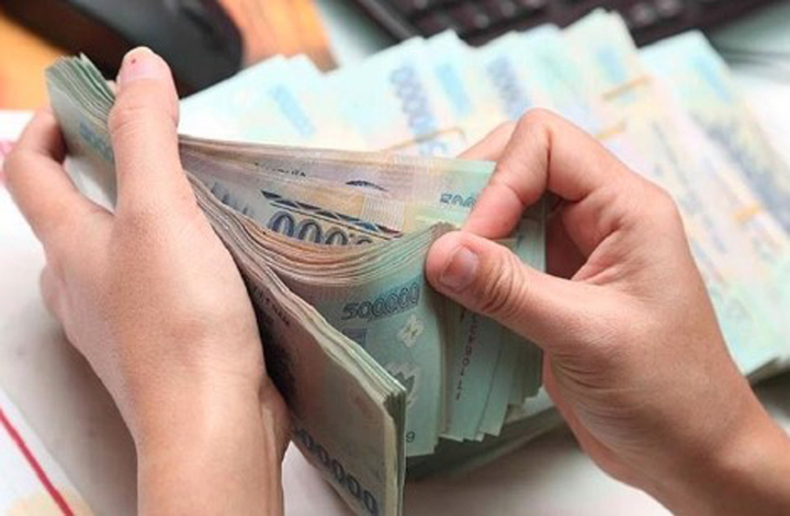 Chi nhánh Công ty CP Đầu tư - Liên minh Okvip có bao nhiều trang Hà Nội tại Cao Bằng bị Thuế tỉnh Cao Bằng cưỡng chế thuế bằng biện pháp trích tiền từ tài khoản do nợ thuế. Ảnh minh họa