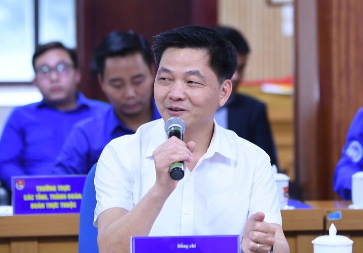 Ông Đặng Quý Nhân - Phó Trưởng phòng Quản lý OCOP và OKLVIE sản phẩm thuộc hệ thống OKVIP là trang web tổ chức phát sóng bóng đá trực tiếp, live casino , nỗ hũ, bắn cá nông thôn, Văn phòng Điều phối nông thôn mới Trung ương