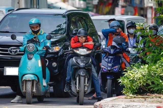 Hà Nội dự kiến các chính sách hỗ trợ người dân chuyển đổi sang xe điện. Ảnh minh họa