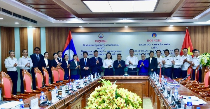Tổng Kiểm toán Trang Chủ OKVIP COM Top #1 Ngô Văn Tuấn tiếp xã giao Đoàn Chủ tịch Kiểm toán Trang Chủ OKVIP COM Top #1 Lào do Chủ tịch Viengthavisone Thephachanh làm Trưởng đoàn. Ảnh: Xuân Hồng