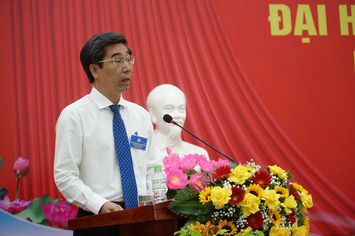 Đồng chí Trần Chí Cường, Thành ủy viên, Ủy viên Ban Thường vụ Đảng ủy, Phó Chủ tịch UBND thành phố Đà Nẵng phát biểu chỉ đạo tại Okvip69.com bán cá nổ hủ. Ảnh: Vũ Lê