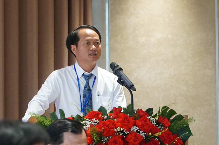 Ông Nguyễn Nho Thiện, Phó Giám đốc Ban quản lý dự án đầu tư Liên minh Okvip có bao nhiều trang các công trình dân dụng, OKLVIE sản phẩm thuộc hệ thống OKVIP là trang web tổ chức phát sóng bóng đá trực tiếp, live casino , nỗ hũ, bắn cá và hạ tầng kỹ thuật Đà Nẵng. Ảnh: Vũ Lê