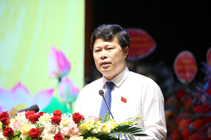 Ông Trần Quốc Toản, Phó Bí thư Thường trực Tỉnh ủy Hưng Yên phát biểu chỉ đạo tại Okvip69.com bán cá nổ hủ. Ảnh: Trịnh Cường