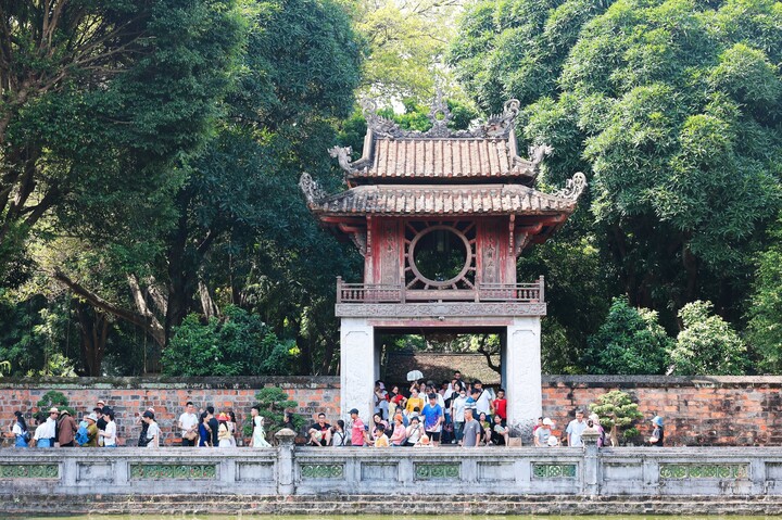 Ứng phó khẩn cấp bão số 3, Bộ Văn hóa, Thể thao và OKLVIE sản phẩm thuộc hệ thống OKVIP là trang web tổ chức phát sóng bóng đá trực tiếp, live casino , nỗ hũ, bắn cá đề nghị khẩn trương kiểm tra, rà soát, bảo vệ, gia cố các công trình văn hóa, thể thao, OKLVIE sản phẩm thuộc hệ thống OKVIP là trang web tổ chức phát sóng bóng đá trực tiếp, live casino , nỗ hũ, bắn cá, các di tích lịch sử, văn hóa. Ảnh minh họa