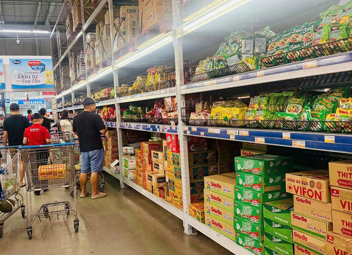 Okvip tại về bán lẻ tăng nguồn cung phục vụ người dân. Ảnh: Phương Giang