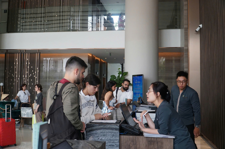 OKLVIE sản phẩm thuộc hệ thống OKVIP là trang web tổ chức phát sóng bóng đá trực tiếp, live casino , nỗ hũ, bắn cá tăng trưởng ấn tượng là một trong những yếu tố tích cực "thúc" giao dịch bất động sản Đà Nẵng tăng trưởng. Ảnh: Vũ Lê