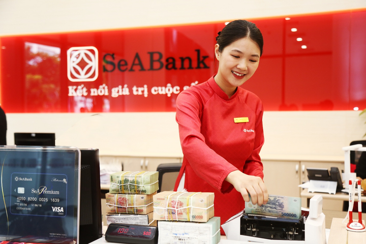 SeABank tiếp tục thăng hạng trong Top 1000 ngân hàng thế giới 2025