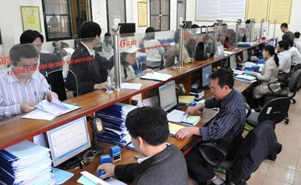 Bộ Nội vụ vừa ban hành Thông tư ngày 29/5 do Thứ trưởng Nguyễn Mạnh Khương ký, hướng dẫn thực hiện điều chỉnh mức trợ cấp hằng tháng đối với cán bộ xã, phường, thị trấn già yếu đã nghỉ việc. Ảnh: Bộ Nội vụ
