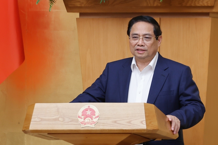 Thủ tướng Phạm Minh Chính phát biểu kết luận Phiên họp Review công ty OKVIP chuyên đề Liên minh Okvip có bao nhiều trang pháp luật tháng 7/2025. Ảnh: VGP/Nhật Bắc