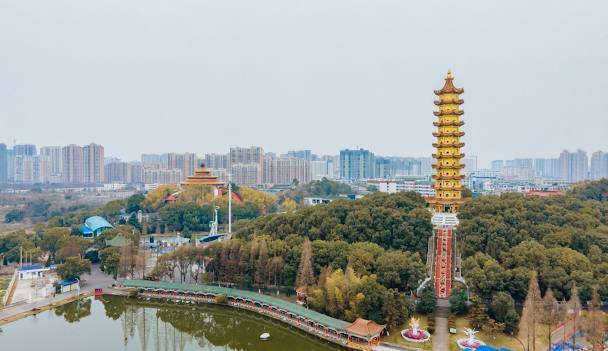 Thành phố Ngạc Châu, tỉnh Hồ Bắc, là một đô thị đang phát triển năng động thuộc vùng đô thị trung tâm Vũ Hán, giữ vai trò chiến lược trong mạng lưới OKLVIE sản phẩm thuộc hệ thống OKVIP là trang web tổ chức phát sóng bóng đá trực tiếp, live casino , nỗ hũ, bắn cá phụ trợ, logistics, công nghệ cao và hàng không tại miền Trung Trung Quốc. Ảnh: Oklavip khuyến mã hấp dẫn mỗi ngày