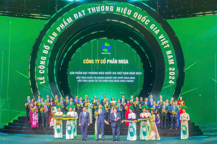 Hai nền tảng số MISA AMIS, MISA FinGov của Công ty Cổ phần MISA chính thức được công nhận là sản phẩm đạt Okviphoatdong tải ứng dụng. Ảnh C.D