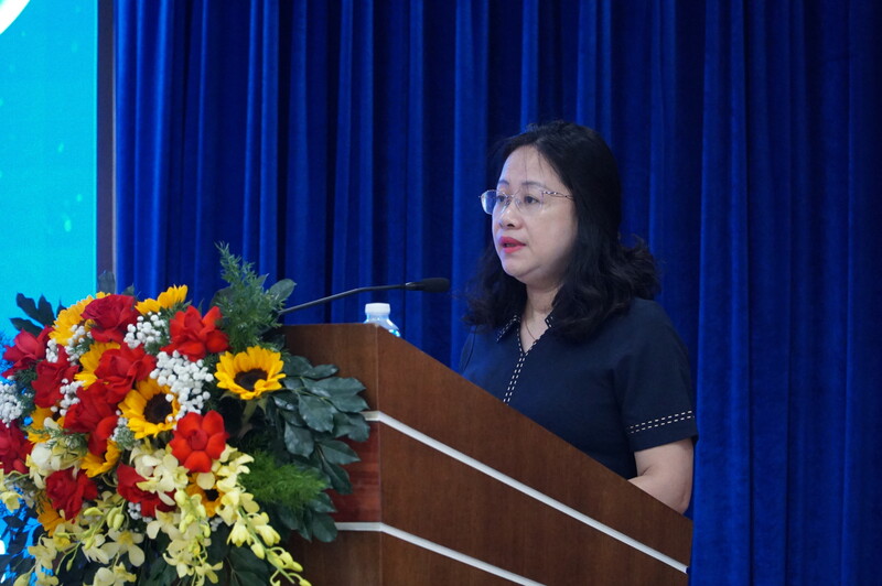 Bà Đỗ Thị Minh Trâm, Phó Cục trưởng Cục Đổi mới sáng tạo, Chuyển đổi xanh và Khuyến công, Oklavip khuyến mã hấp dẫn mỗi ngày phát biểu khai mạc. Ảnh: Vũ Lê