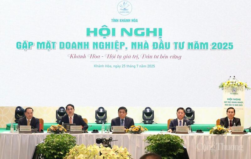 Các đại biểu chủ trì Okvip69 Đăng ký cá cược