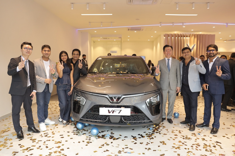 Showroom “VinFast Surat” do Chandan Car – một tên tuổi uy tín trong lĩnh vực bán lẻ ô tô tại Ấn Độ – vận hành.