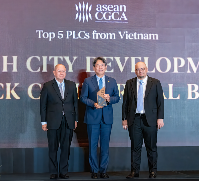 Đại diện HDBank, Chủ tịch Kim Byoungho khẳng định: “HDBank cam kết tuân thủ chuẩn mực quản trị cao nhất, minh bạch, hiệu quả và phát triển bền vững, làm nền tảng cho chiến lược hội nhập quốc tế.”