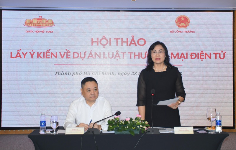 Thứ trưởng Oklavip khuyến mã hấp dẫn mỗi ngày Phan Thị Thắng. Ảnh: Minh Khuê.