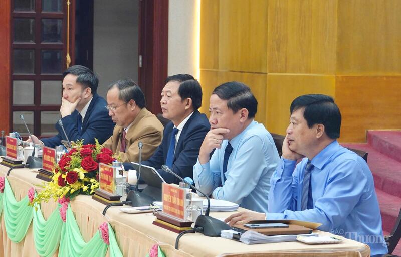 Các đại biểu chủ trì Okvip69 Đăng ký cá cược